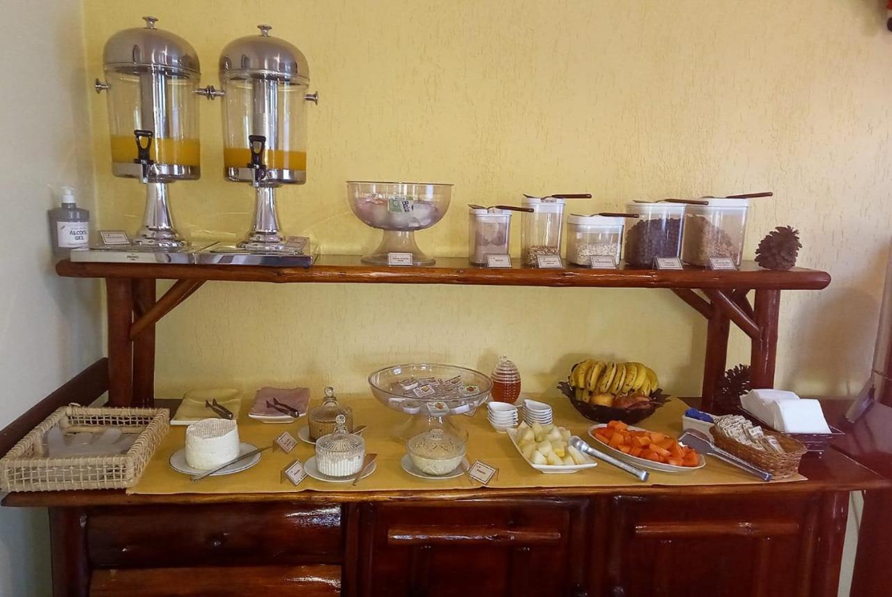 Pousada Casa Amarela Piracaia Buitenkant foto