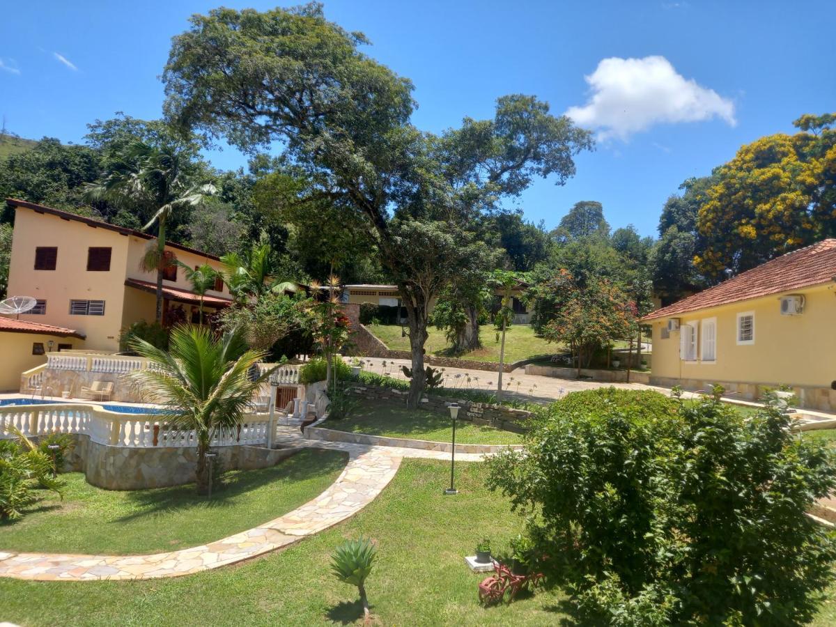 Pousada Casa Amarela Piracaia Buitenkant foto