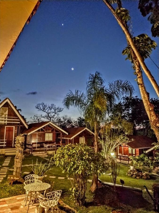 Pousada Casa Amarela Piracaia Buitenkant foto