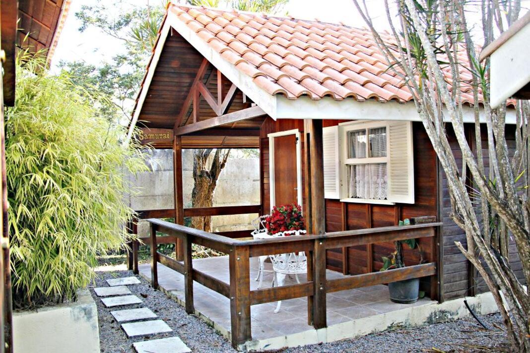 Pousada Casa Amarela Piracaia Buitenkant foto