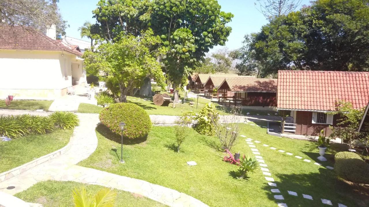 Pousada Casa Amarela Piracaia Buitenkant foto