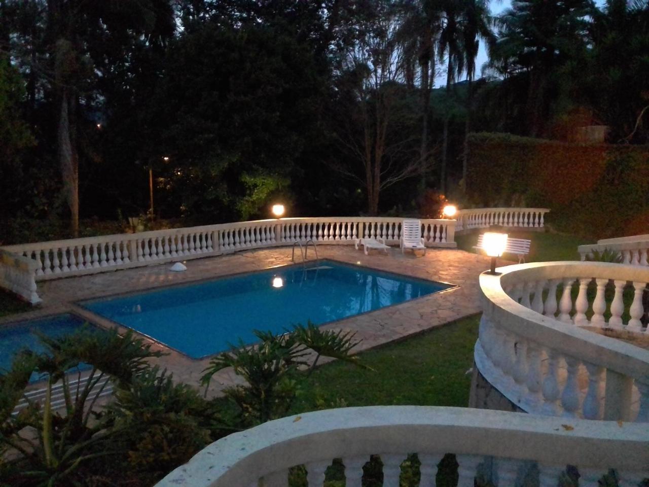 Pousada Casa Amarela Piracaia Buitenkant foto